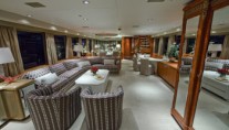 Motor yacht Sea Bear Main Saloon